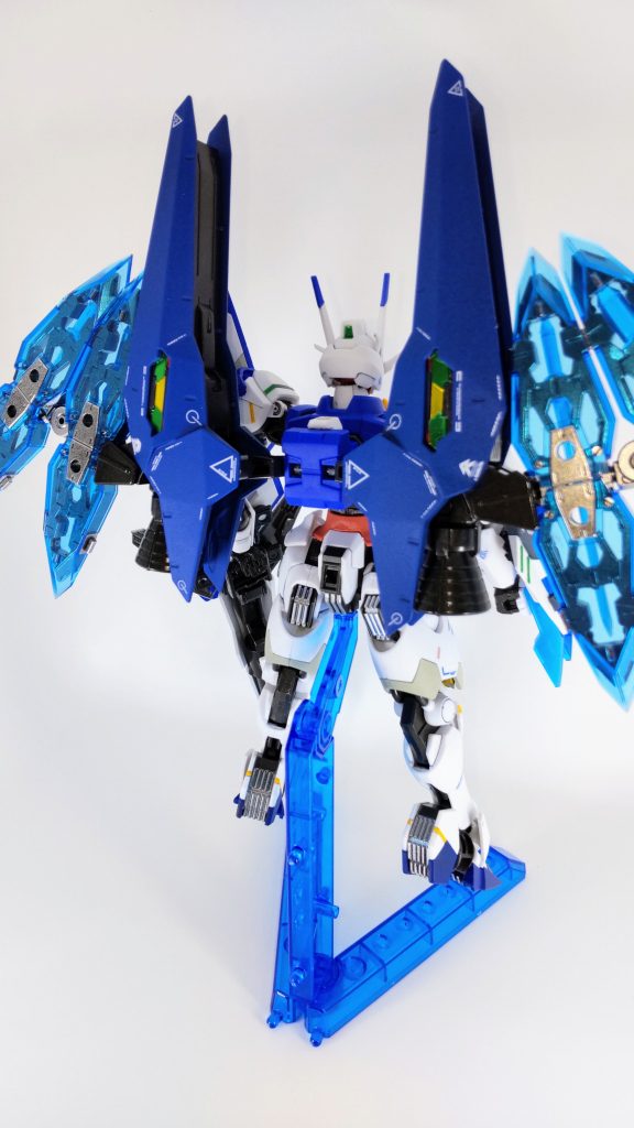 バックパックはテルティウムアームズとエクシードバインダーを使用しました。