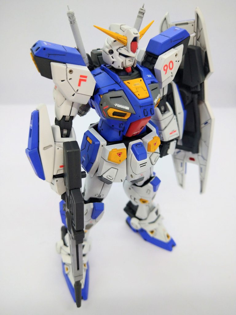 各部、嵌合がジャストな域なので、サフと塗膜で結構キツくなりがち。無理にはめようとするとパーツ割れるので注意ですね。実際、アンクルアーマー前面割れました(泣)。あと、サイドスカートとバックパックのハードポイントカバーがポロリしやすいので、いいサイズのネオジムあったら変えた方がいいかもです。さて、ここからしばらくはミッションパック量産とF90-2の製作に忙殺される事になるでしょう。