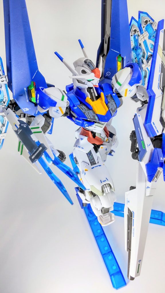 クローは自分が以前ハマっていたファンタシースターオンラインというゲームの武器をイメージして作成しました。お気に入りです(^^)