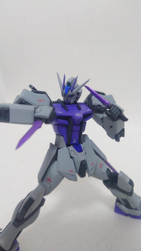 アーマーシュナイダーの切れ味を改良したナイフ【飛雷】 