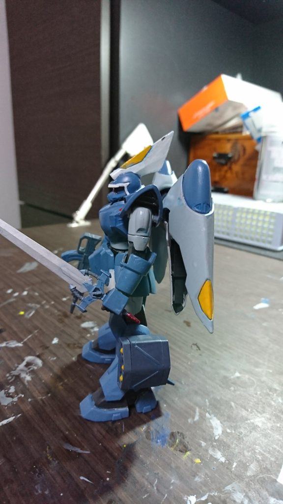 下手くそなりに筆塗り塗装です😅