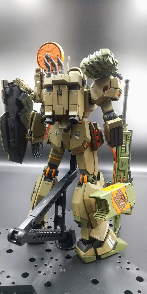 斜め後ろからです。