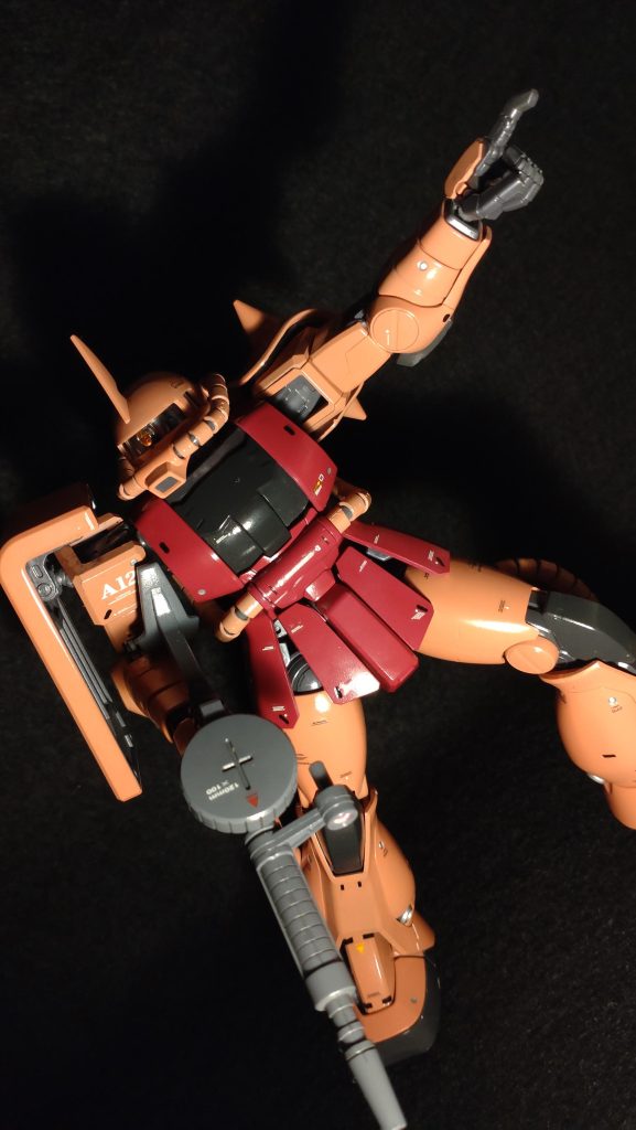 MG ザクⅡ シャア・アズナブル専用機–2枚目/制作者：@toyohikaru1983