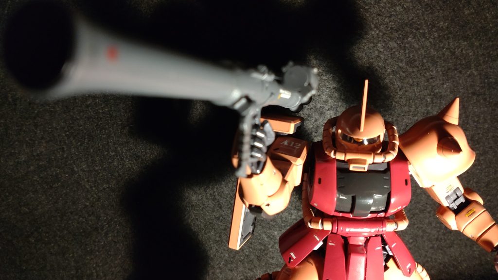 MG ザクⅡ シャア・アズナブル専用機–4枚目/制作者：@toyohikaru1983