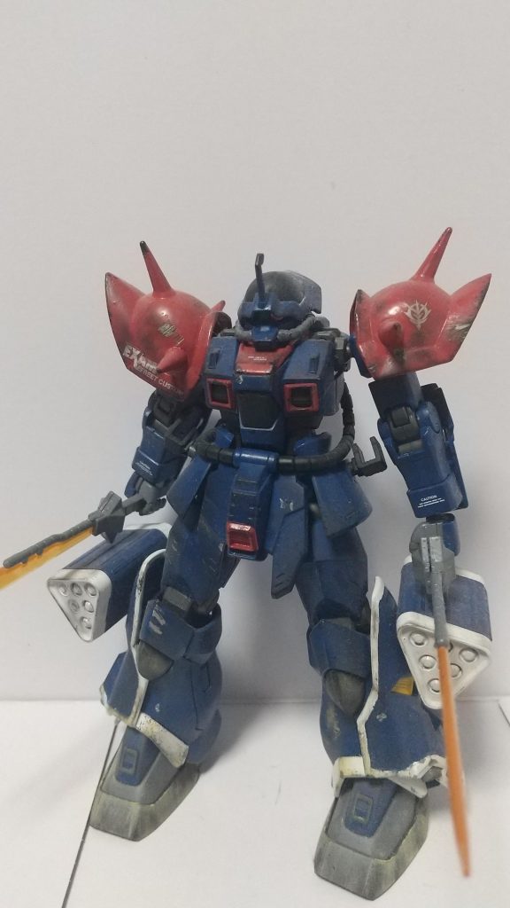 素立ちです。足は重点的にウェザリングをかけています。