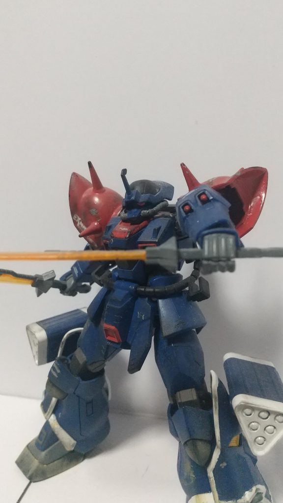 二連グレネードを構えて。