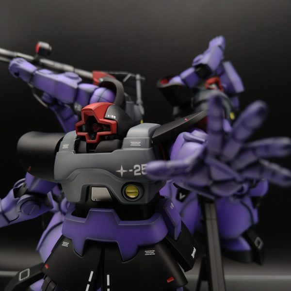 黒い三連星　ドム