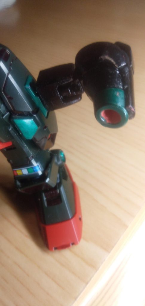 大型ビーム砲塔、アームを利用。