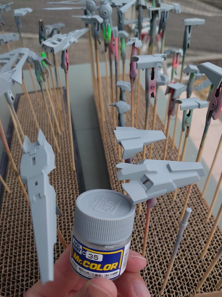 ボディカラーはミリタリー系を選択しました。