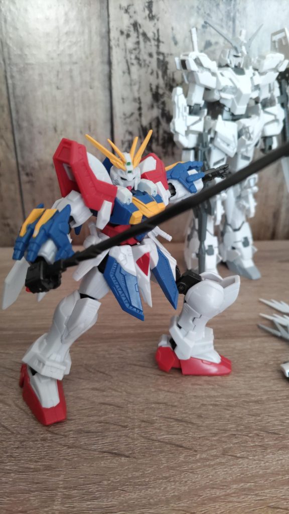 後ろに映るユニコーンガンダムは気にしないでください。ユニコーンガンダムはすぐに紹介したいと思います。