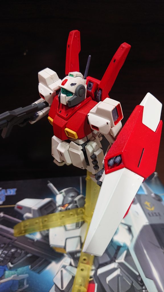 今回の機体の改造点は①カラーリングをΖ劇中に登場したスードリ格納庫に居た鹵獲ネモを意識したカラーリングに変更②ジェガン用バックパックを接着③左サイドアーマーをジェガンのものに変更くらいです。製作当時は足りないジェガンの穴埋めの機体として多数が改修されたと設定してましたが、バージムA/B型やバージムC型の存在ができた事から少数派という設定になりました。また、推力の数値はジェガンの推力があやふやなので適当に設定してます。元々の名前はツイッターで募集したものを組み合わせた