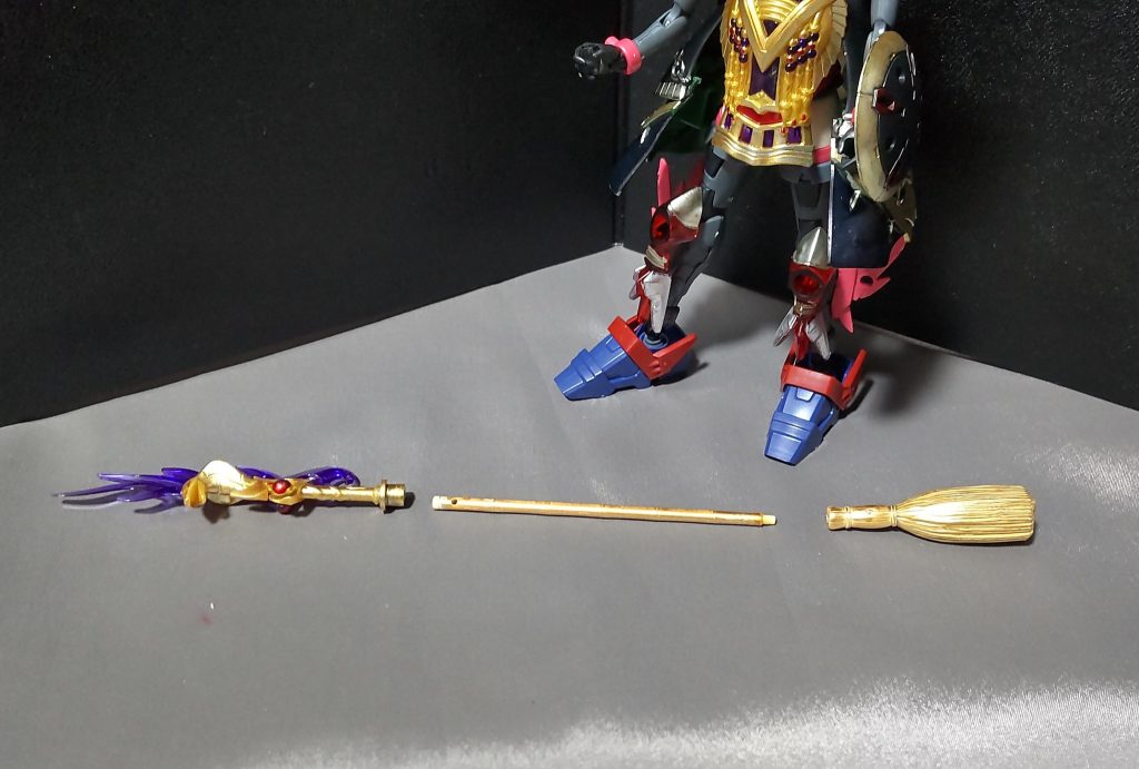 杖は用途に合わせて形を変えられます。・杖とホウキの一体型・杖のみ・ホウキのみ