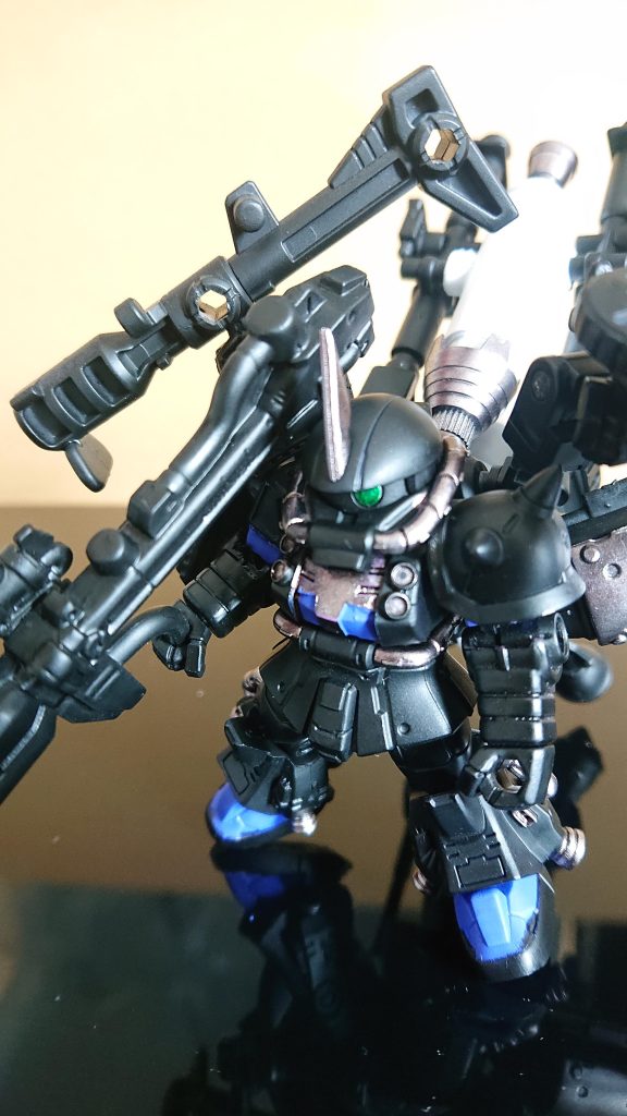 黒サフ、白サフコバルトバイオレットガンダムマーカーヘビーガンメタリック使用