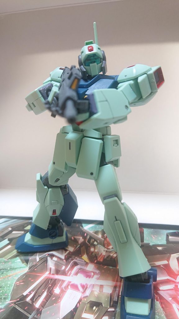 マット・ヒーリィが出てくるゲームの陸ガンのポーズを意識した写真です。