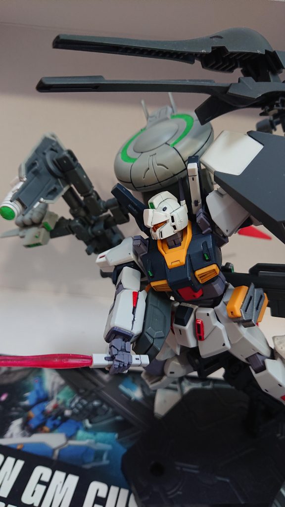 撮ったのが前の写真だからかシールドセンサーが頭部の向きと合ってない…