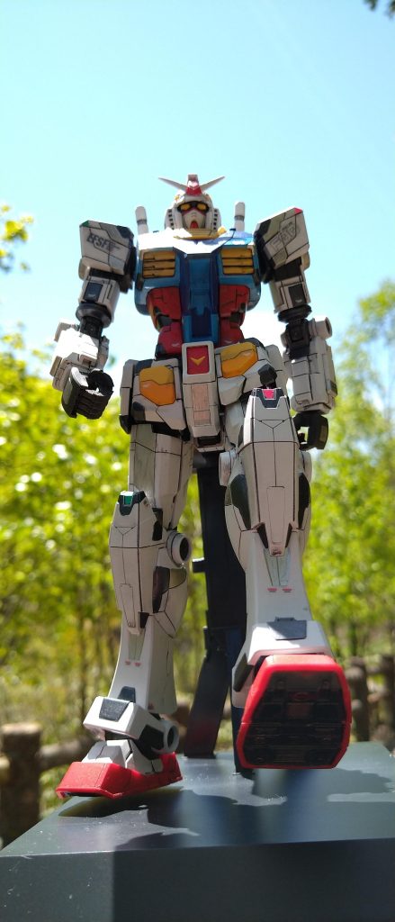 ガンダム、歩く。