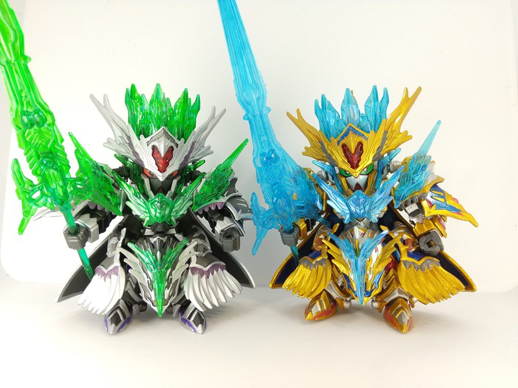 元アーサーとの比較です。こちらは派手な元アーサーと対照的に、シックで落ち着いたイメージの色で塗装しました。