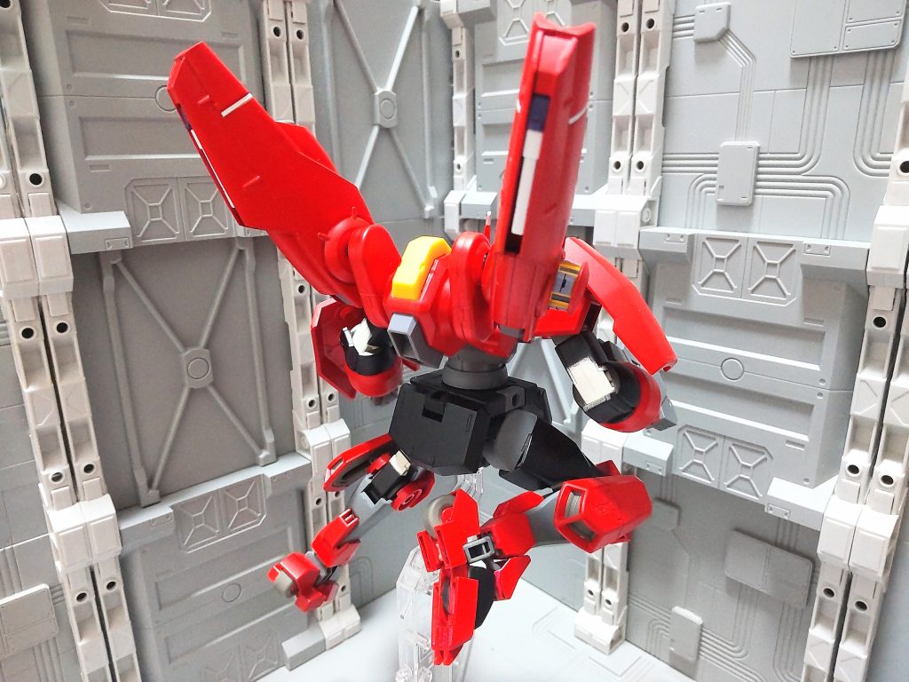 フライトユニットのおかげで重力下、宇宙問わず高機動で飛行が可能