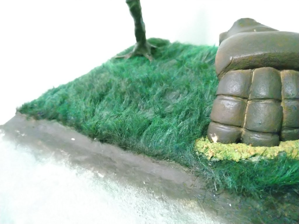 草原は100均人口芝やジオラマ用芝など色々試したのですが広範囲なら毛皮を染めるのが簡単かつそれっぽくなります