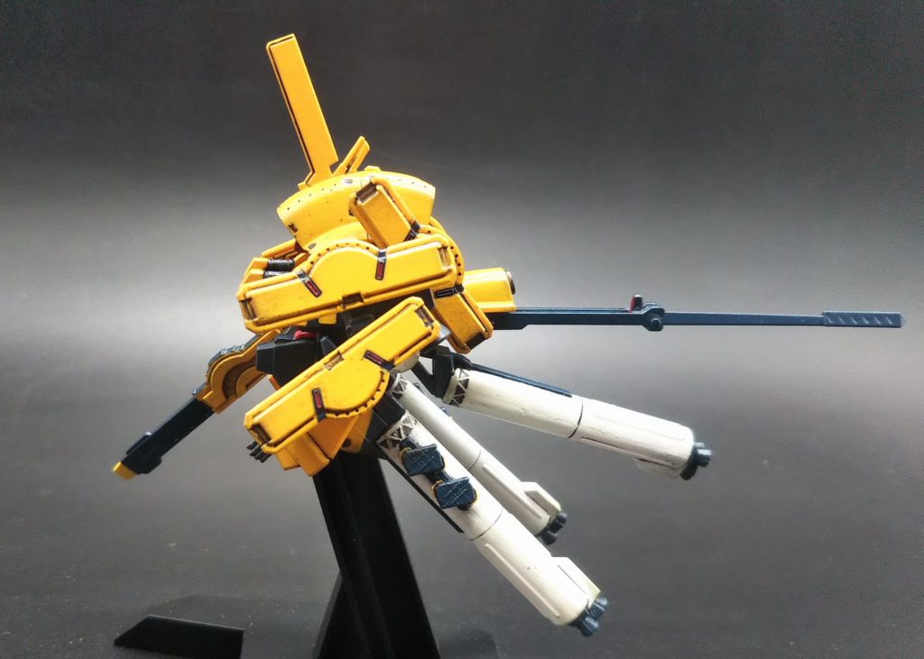 今のアーティファクト並みのサイズです。ローガンには厳しいものが。