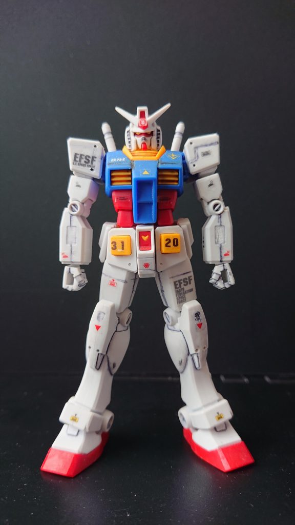 ド素人がYouTubeを見てスジ彫りっぽいことをしてみたり、ヤスリ掛け、墨入れ、付属のデカール、つや消しスプレーなど初めてして思いの外カッコよくなって感動しました！ 