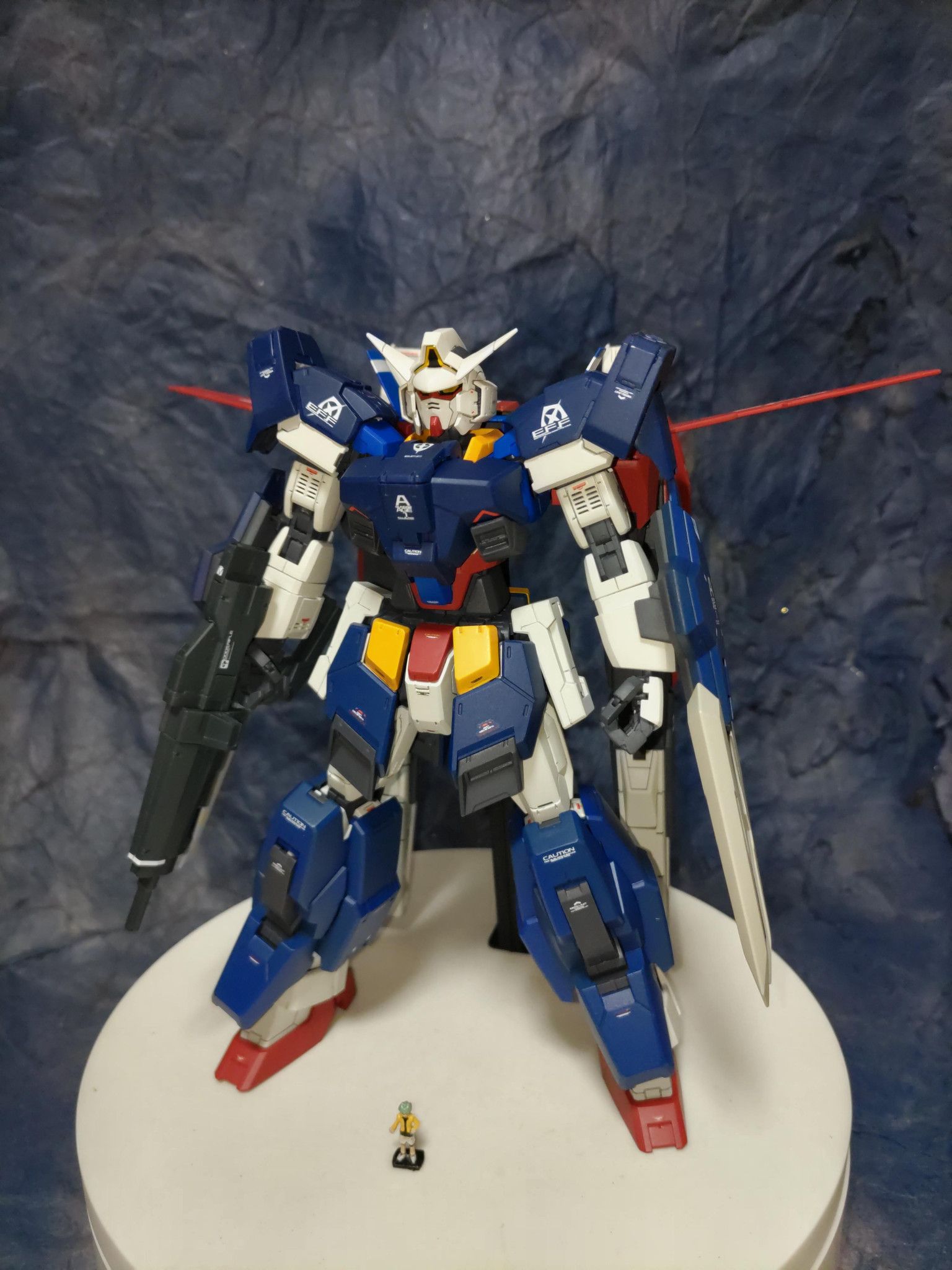 1/100MGガンダムAGE1フルグランサ｜G.ボーイさんのガンプラ作品