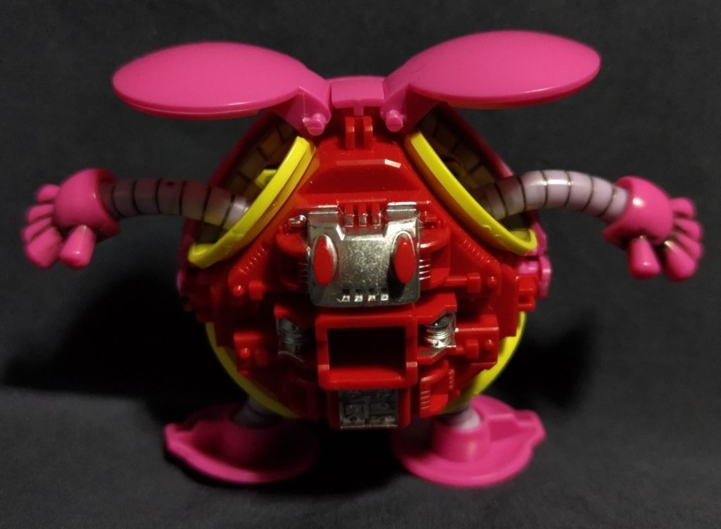 内部画像。簡易的ですが、メカニズムがモールドで再現されており、部分的にシルバー塗装を追加してます。台座等は作っていないので、以上になります。お目汚し失礼しました。