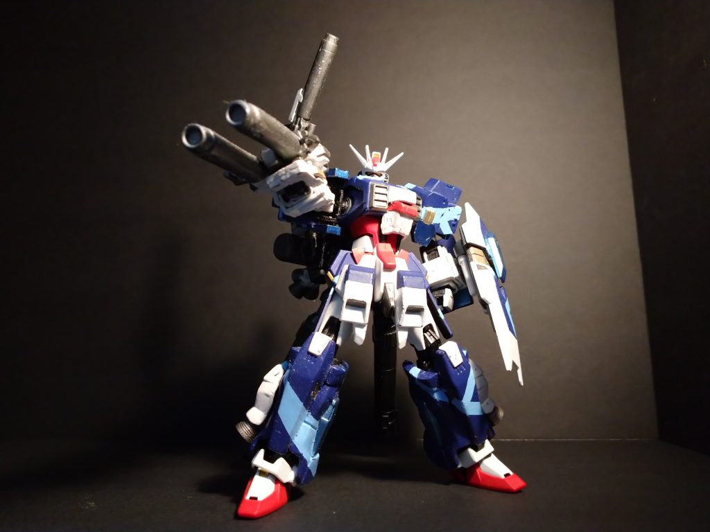 ドラグーンと両肩シールドパージ状態！