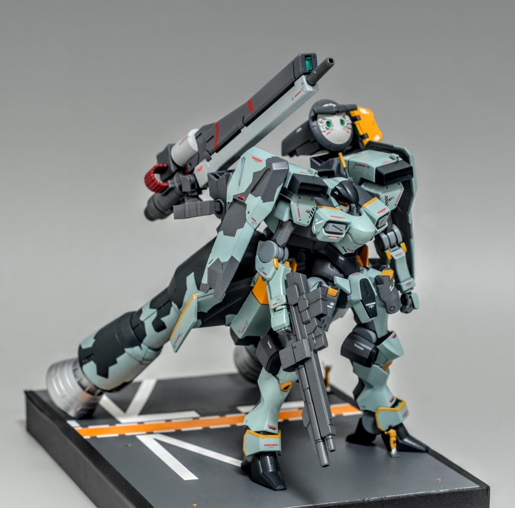 あまりの重量過多に別名でザウォートスーパーヘビィと呼ばれている設定です。