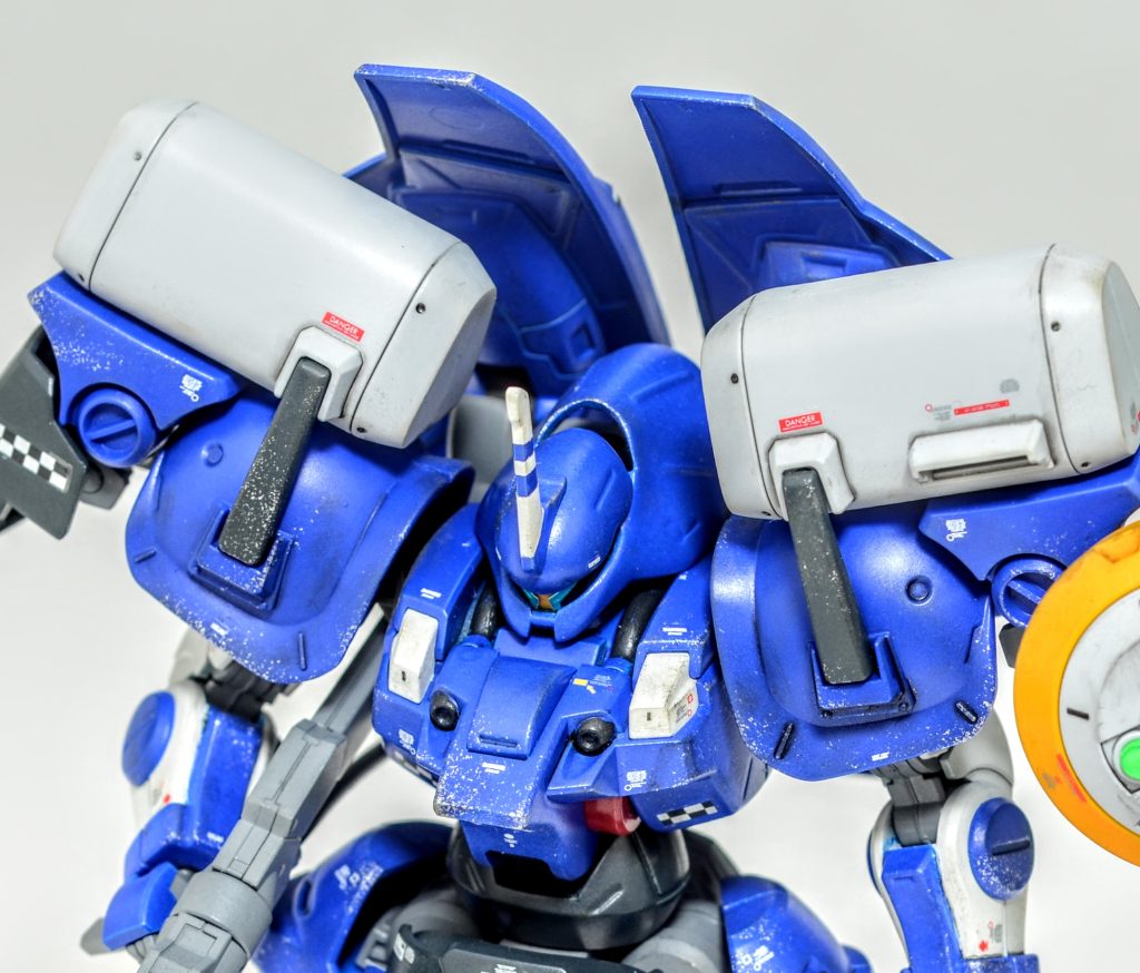 頭部はディランザをベースにゼクアインの後頭部を移植しました。継ぎ目なく綺麗に仕上がったので満足しています。