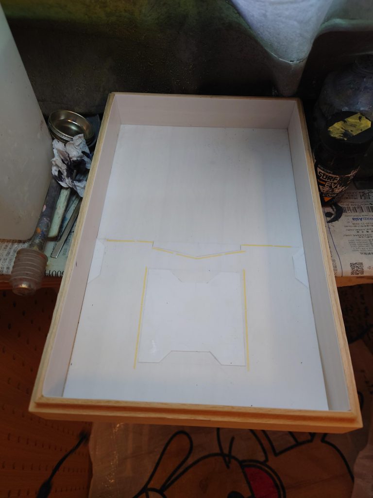 ジオラマベースは、素麺の木箱