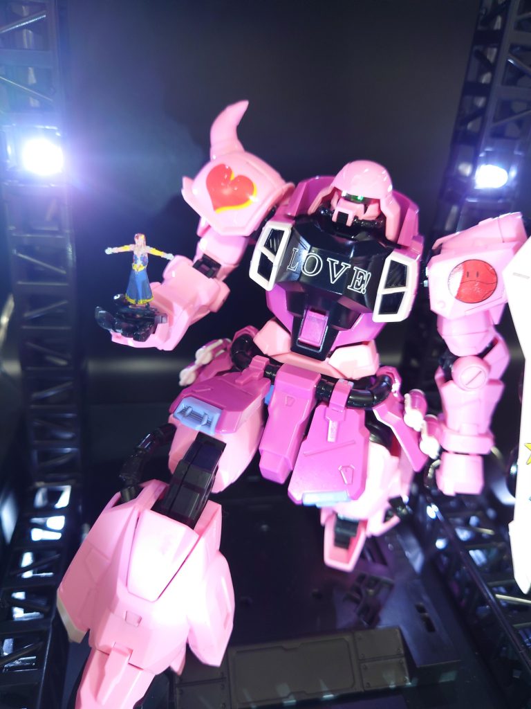 黒背景が一番ライブステージっぽいな