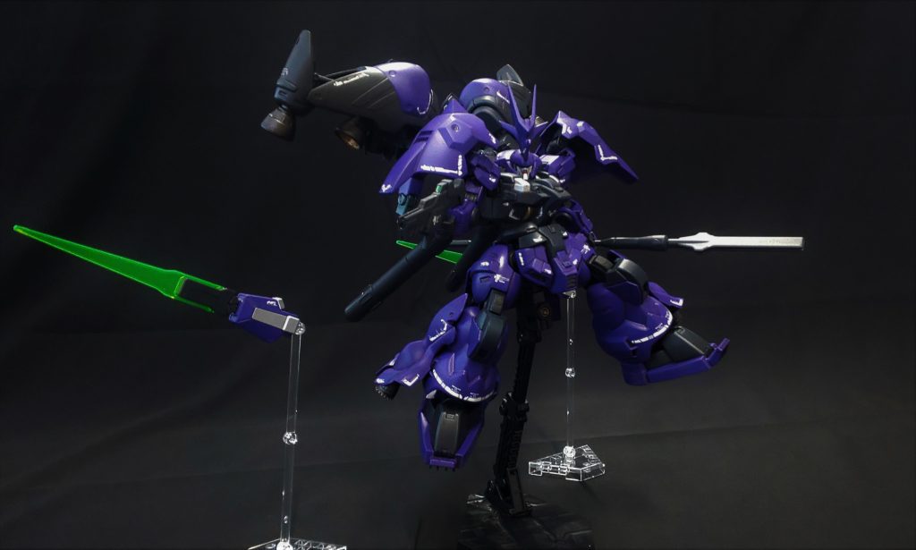 アクションポーズ、難しいですね(;^ω^)