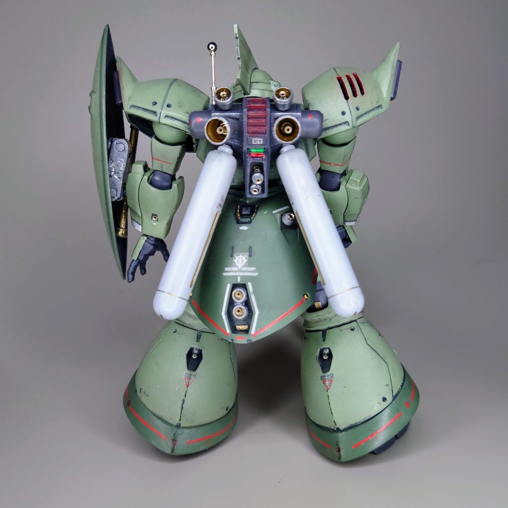 スラスターは全体的に大型化しています