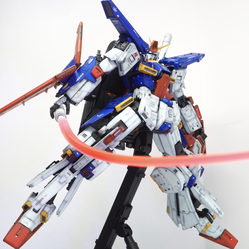 ビームサーベル曲げてみました。メガサイズと同じ箸みたいなビームサーベルでした💦