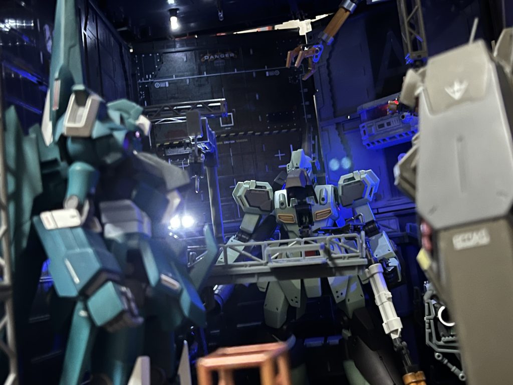AE＆地球🌏連邦軍EFSF ネェルアーガマ内MS格納庫ジオラマ♪–2枚目/制作者：SINANJU