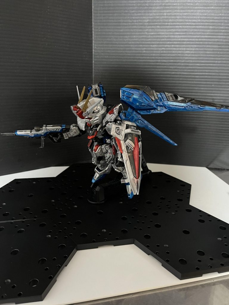 フリーダムガンダムＳＤMG–2枚目/制作者：アッキー