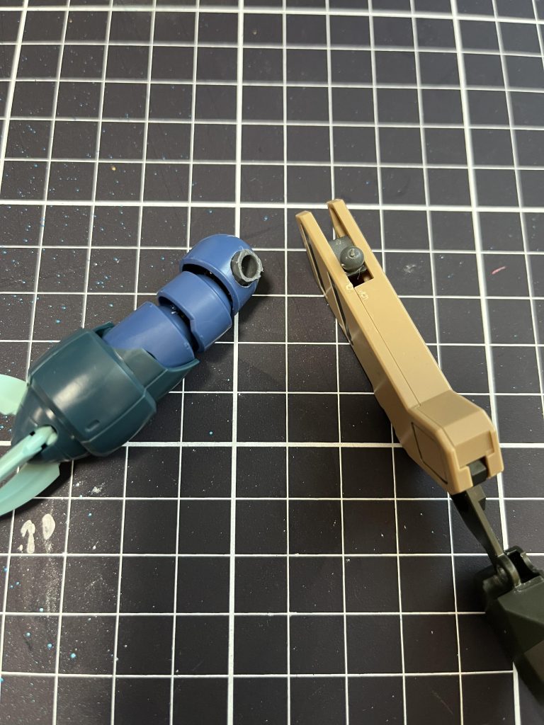 シザースは着脱可能になってます。