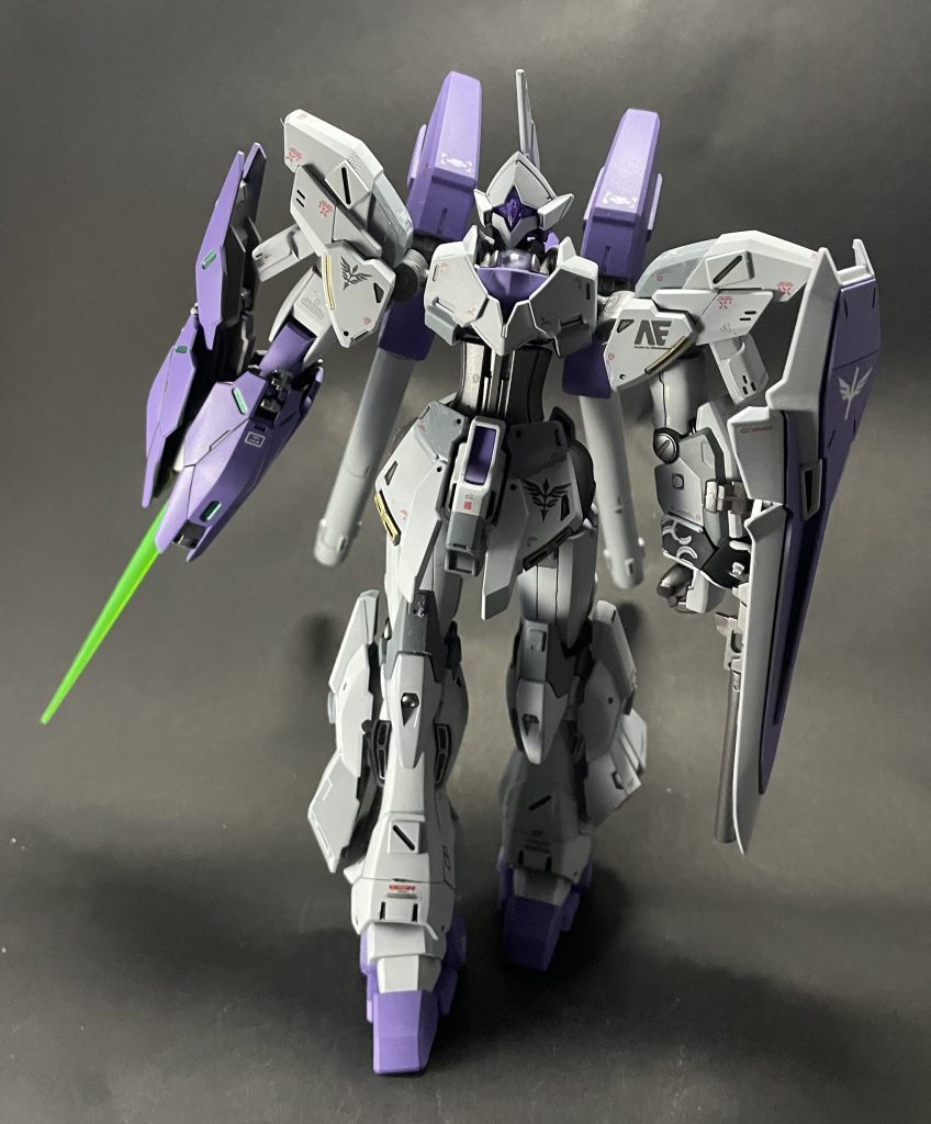 ビームサーベル装備時！スジボリなど、ディテールアップもしています😆