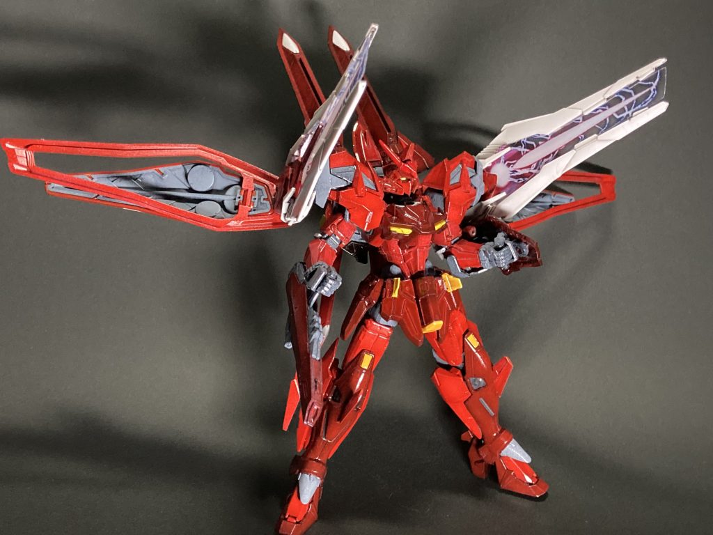 スラストビームキャノンエフェクトパーツも付属です。