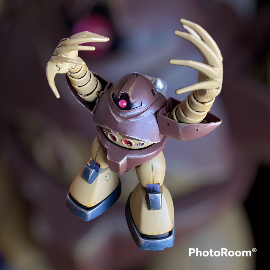 旧キットよりも可動域がすごい。