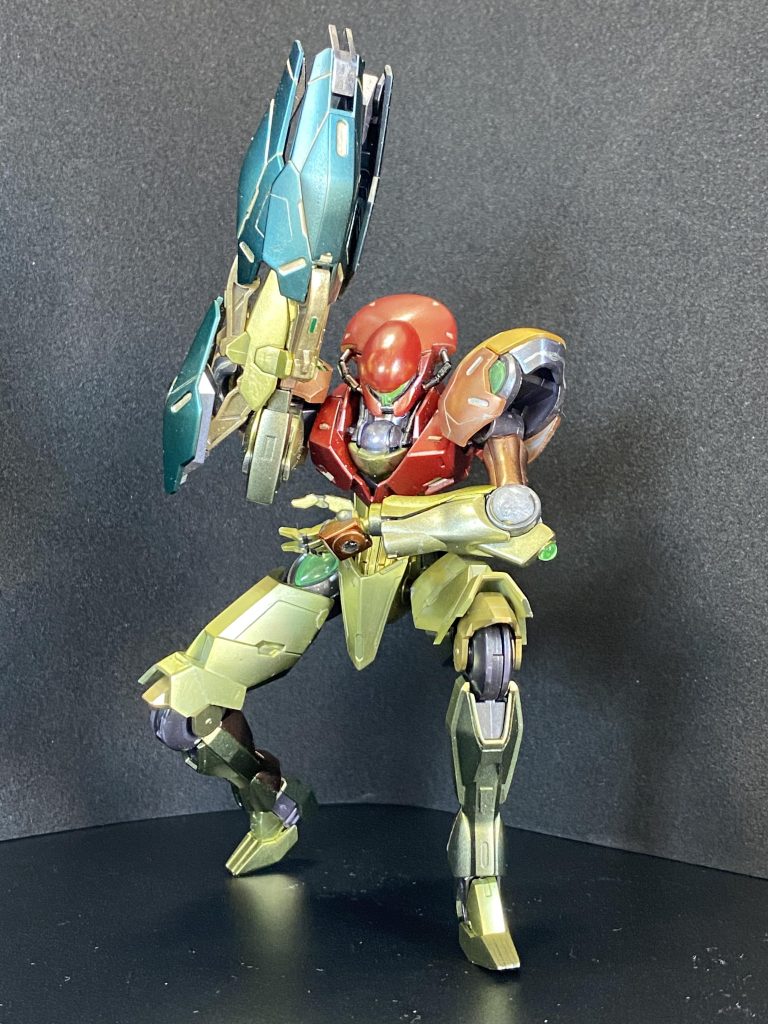 やっぱこのポーズは外せませんっ!!www水星のキットの出来の良さがよくわかるポーズでもありますね。バランスッ!稼働ッ!共に申し分なぁああしッ!!