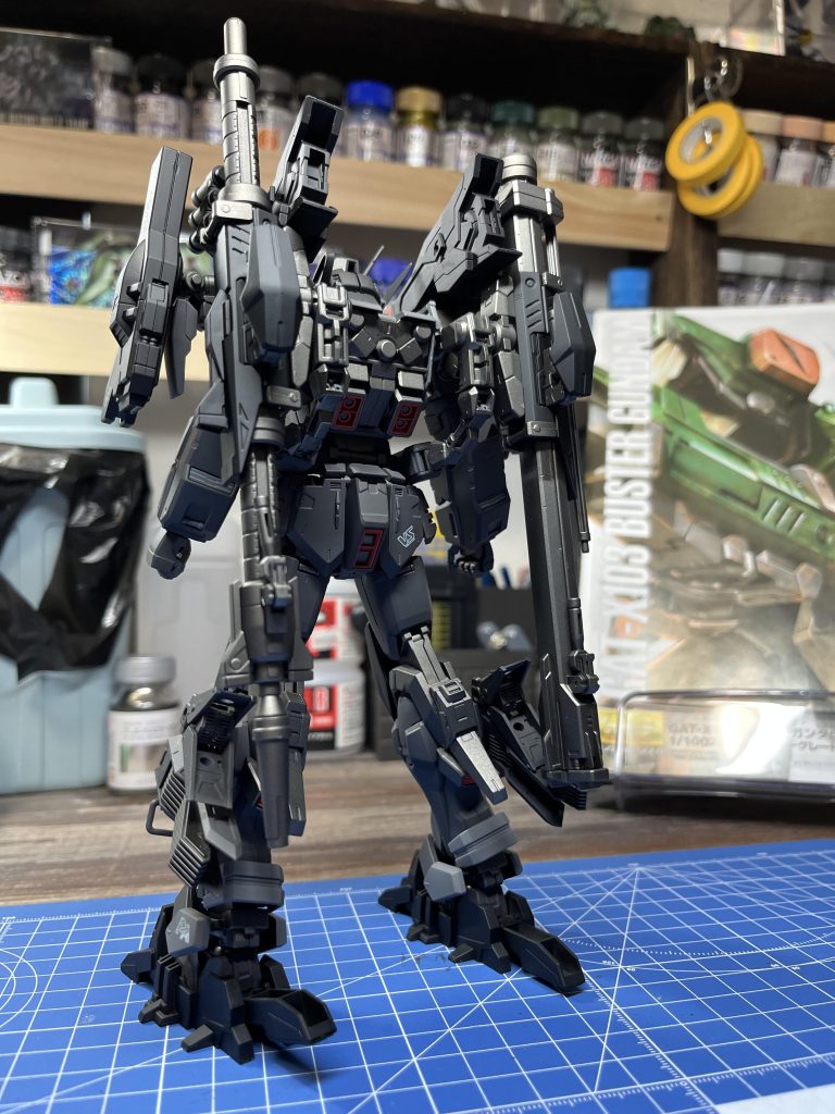 SDのサージェントベルデバスターをミキシングしてます。