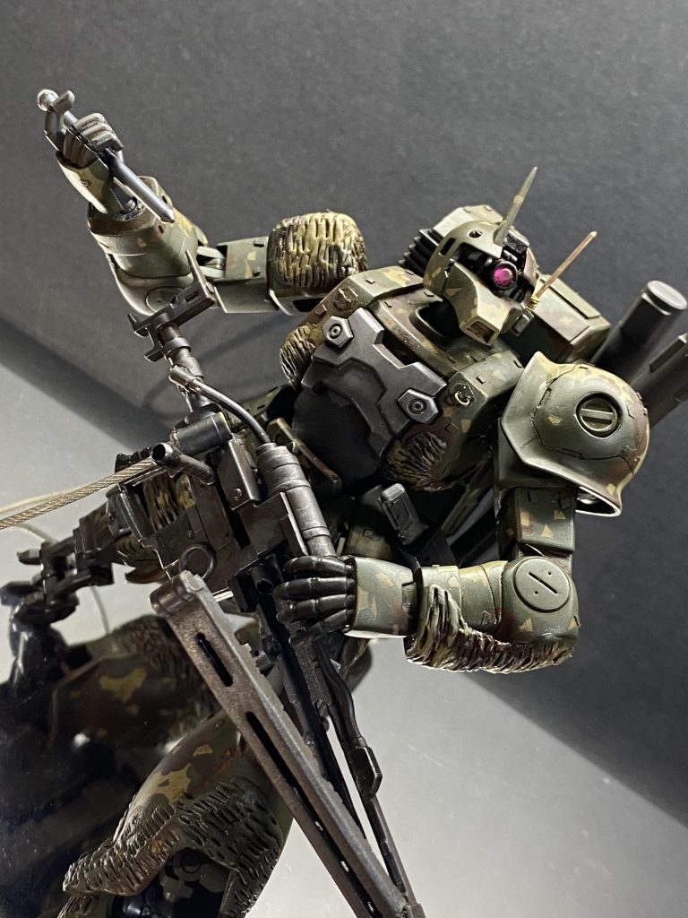 ガシャアァンッ!