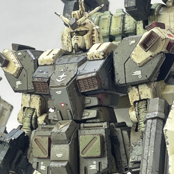 フルアーマー・ガンダム(サンダーボルトVer.)