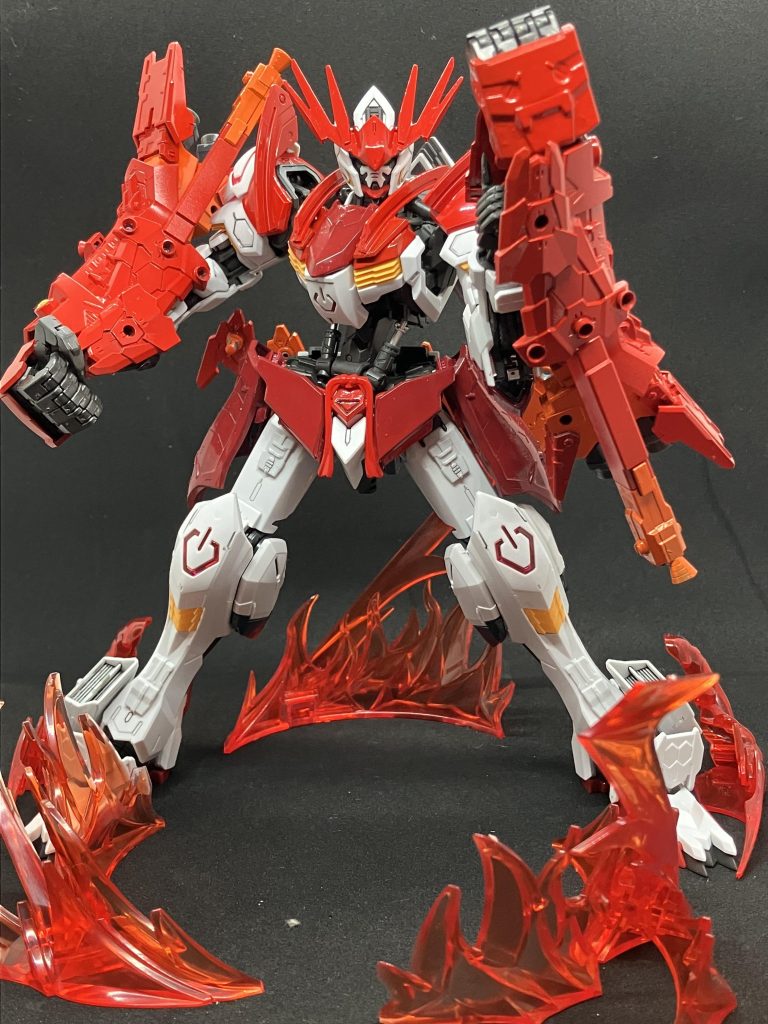 周りに炎のオーラを放ち機体の能力を最大限にまで上昇させることができる