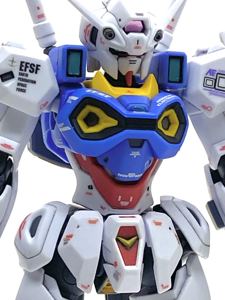 アナザーガンダムみたいなシルエットですが宇宙世紀のガンダムなので作っていて興味深く作れました。