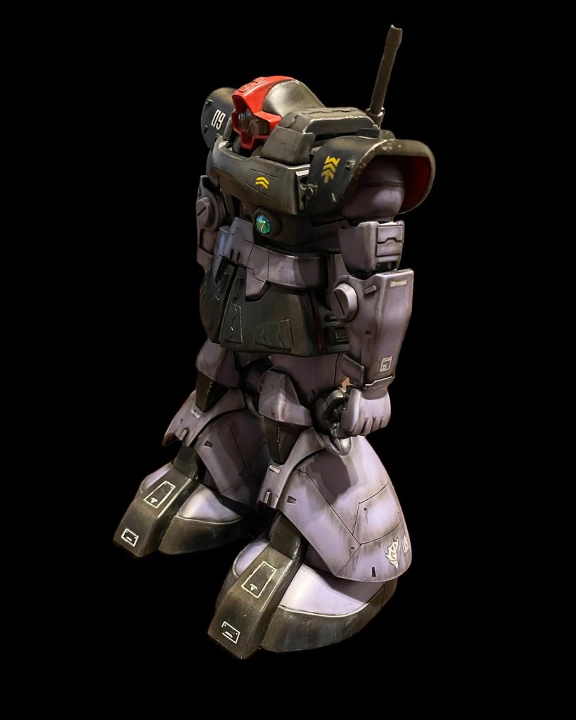 縦方向に汚しを施しました。