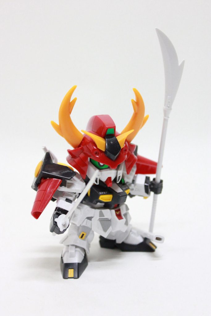 刀は武者ゴッド丸から1本頂戴して加工しました。