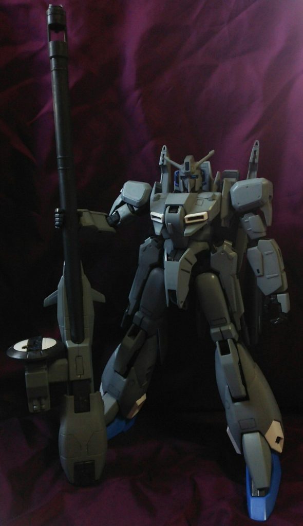 モビルスーツ形態と、